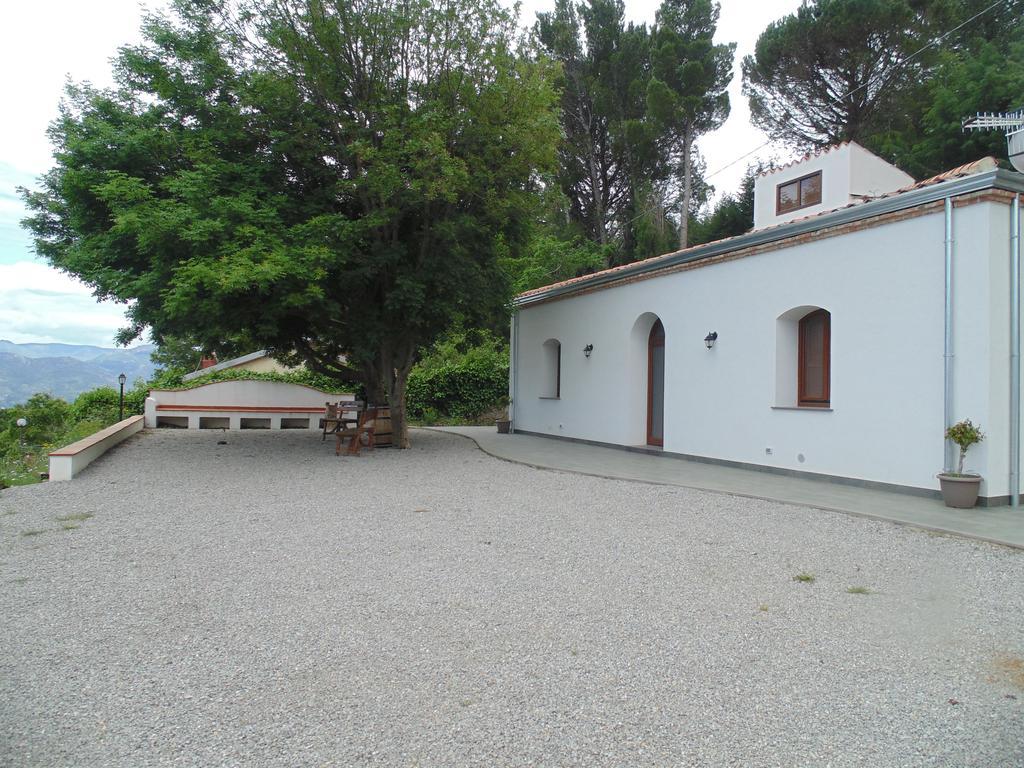 B&B I Frassini Castelbuono  Exterior photo